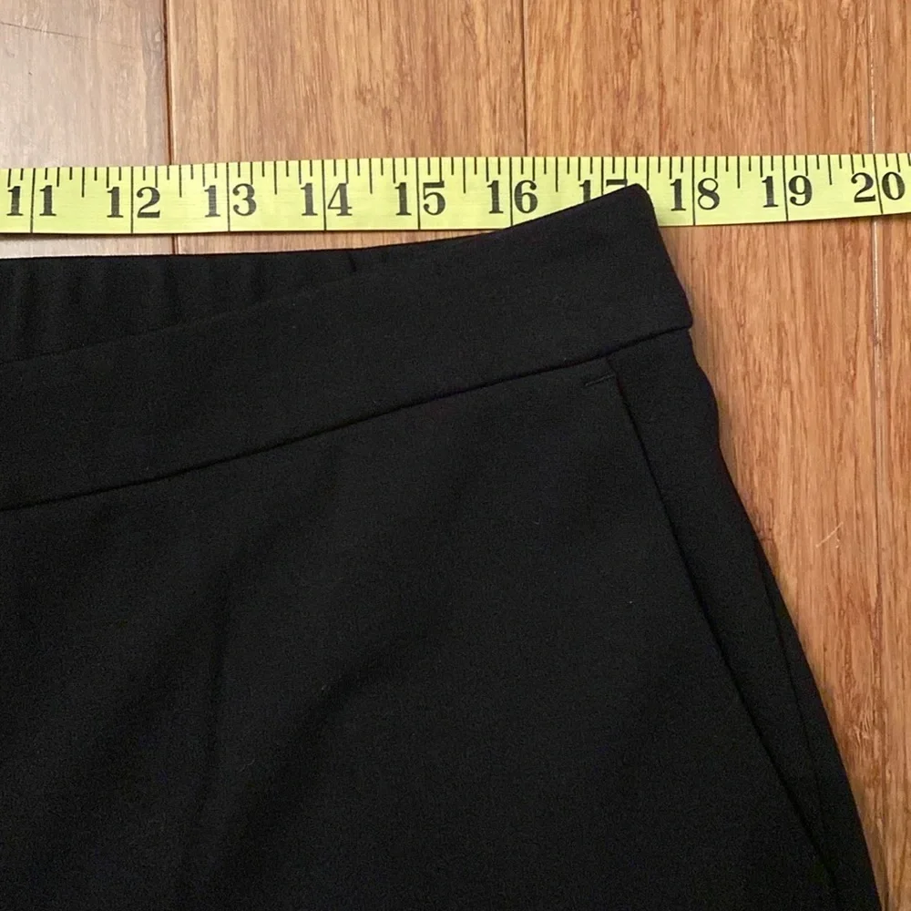 Eileen Fisher black women’s pants - size L - button closure - elastic back - Picture 10 of 11